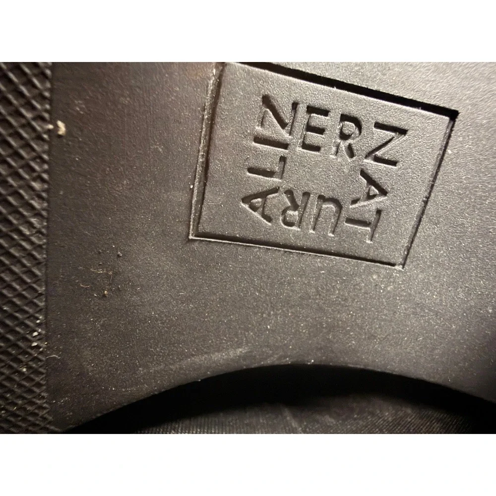 Naturalizer Madalynn Gore Black Ankle Boots Block Heel Lug Sole Women 8.5M Comfy